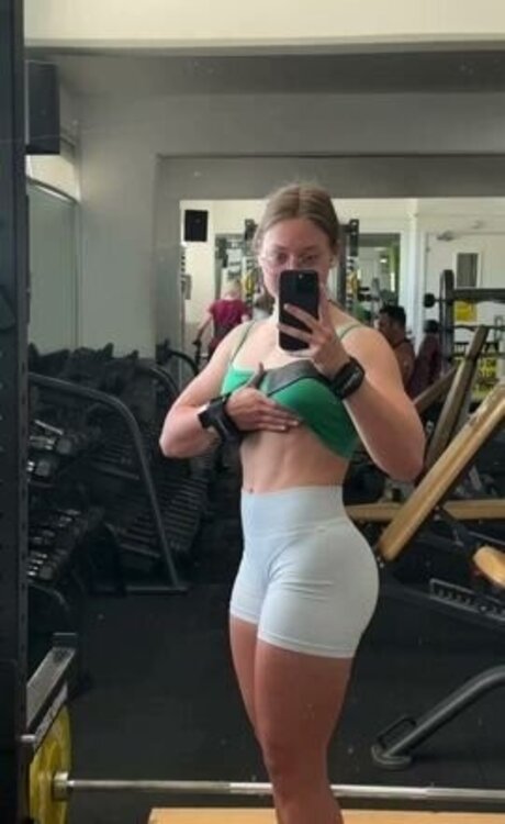 trainingfabi 最高のモデル 写真