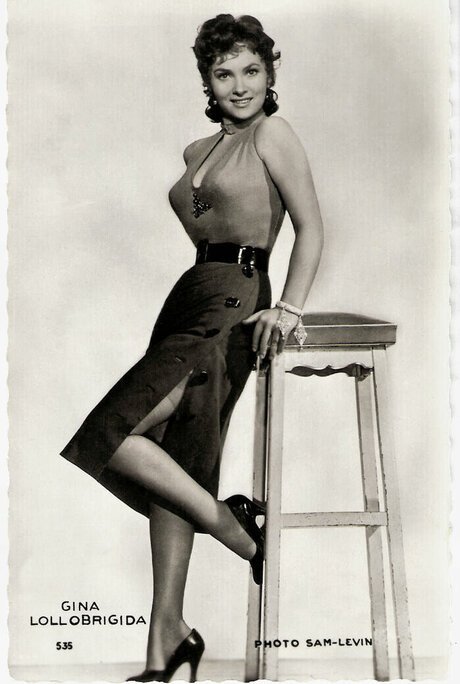Vintage Sexy Celebs HDスター 画像