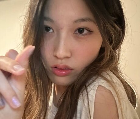 baitu asmr 素敵なモデル 写真
