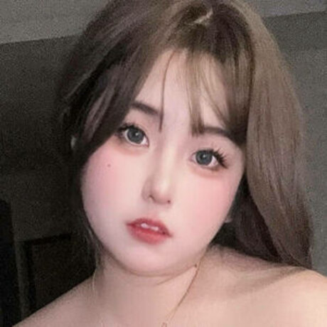 XiaoYuZhangGui かわいいスター 画像