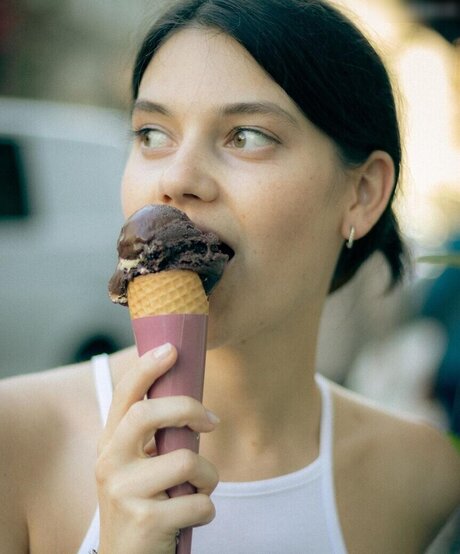 lov e lena 可愛い女優 ギャラリー