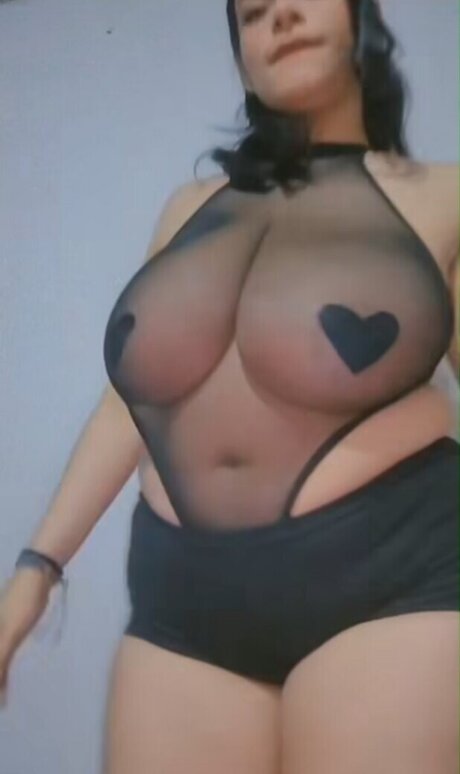 isabelaarosax ホットなモデル 写真