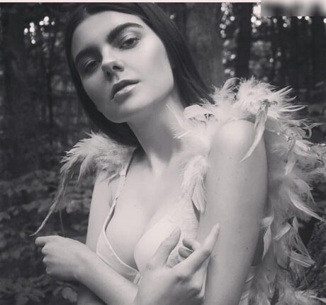 Klaudia Giez セックスモデル 写真