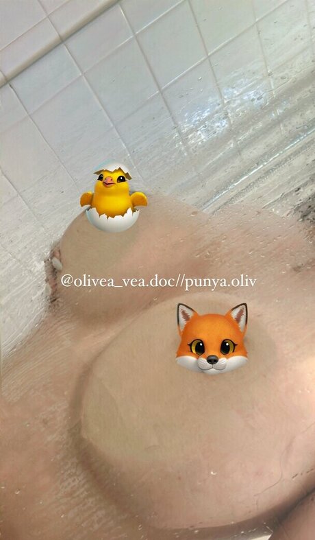 Olivea Hadid xxxモデル 写真