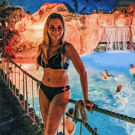 Jessi Faust 最高の女優 ギャラリー
