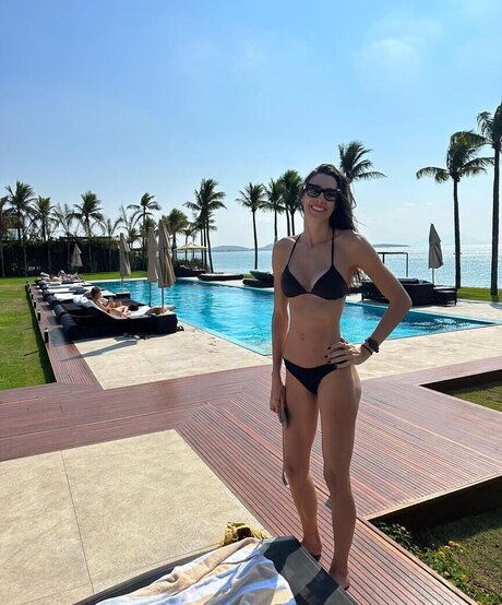 Sheilla Castro HDモデル 写真