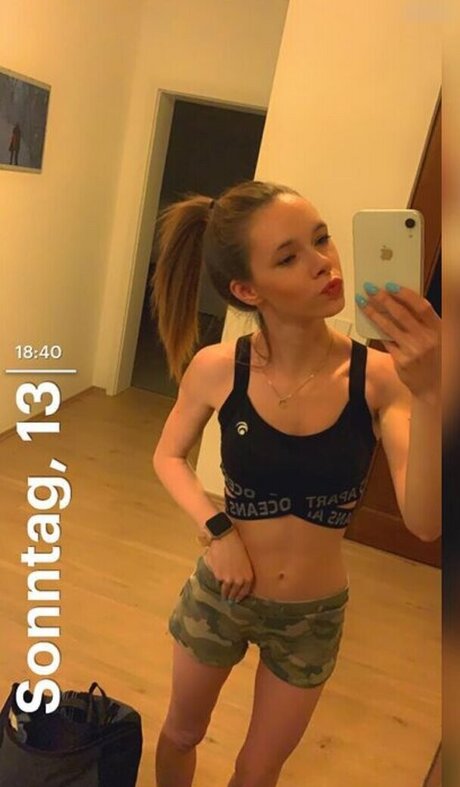 Mausistern 女優 写真