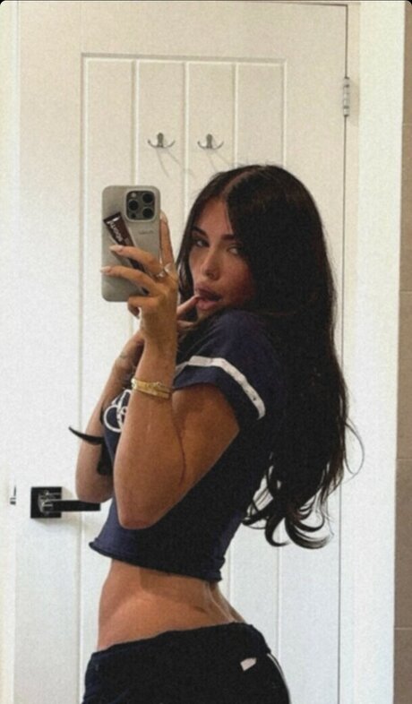 Clarissa Bea ポルノスター 写真