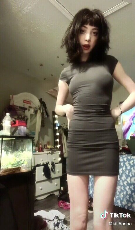 Sashad0ll 完璧な女優 画像