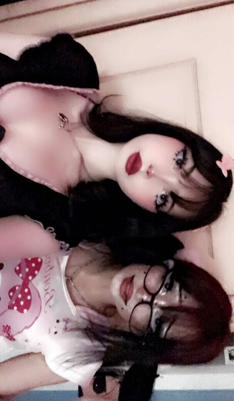 Sashad0ll ポルノ女優 写真