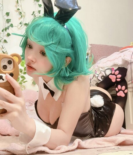 elfinlei ポルノスター 裸 写真