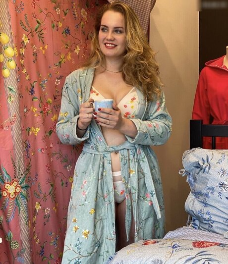 セクシーな黒人女性オンリーファンズ ホットポルノ 画像