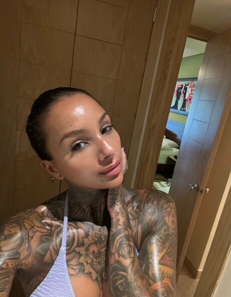 Cleo Petra 美しいポルノスター 写真