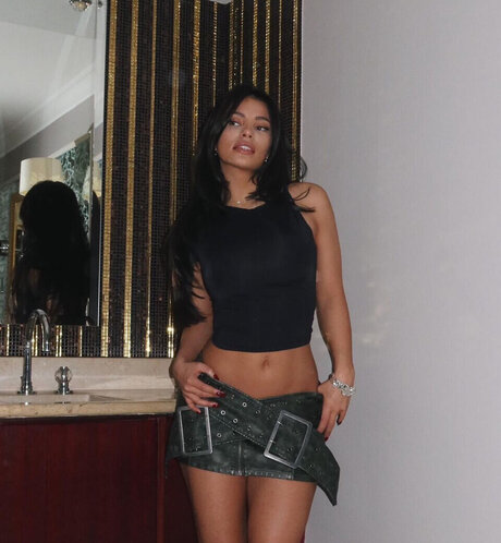 開いたおまんこOnlyFans 無料 写真
