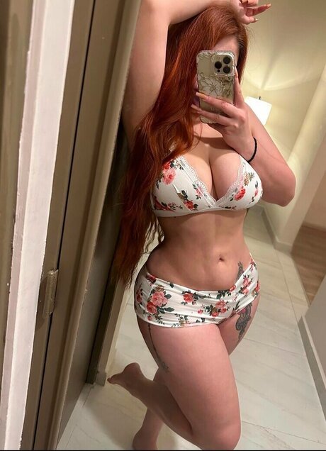 Stephanie Hernandez ホットなポルノスター 写真