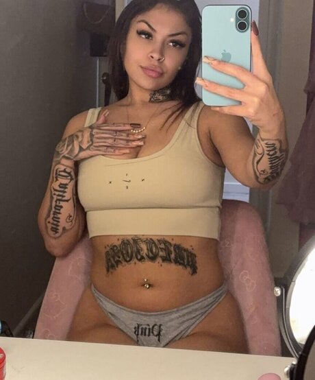 rippnhitzz ポルノスター xxx 写真