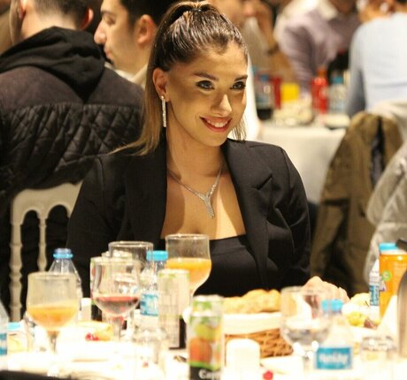 Elif Karaarslan アート女優 写真