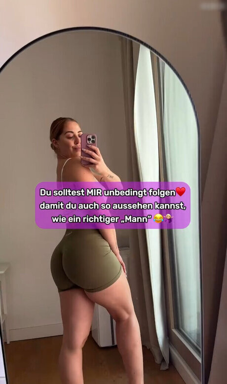 Lisa Marie Wohlmuth ヌードモデル 写真