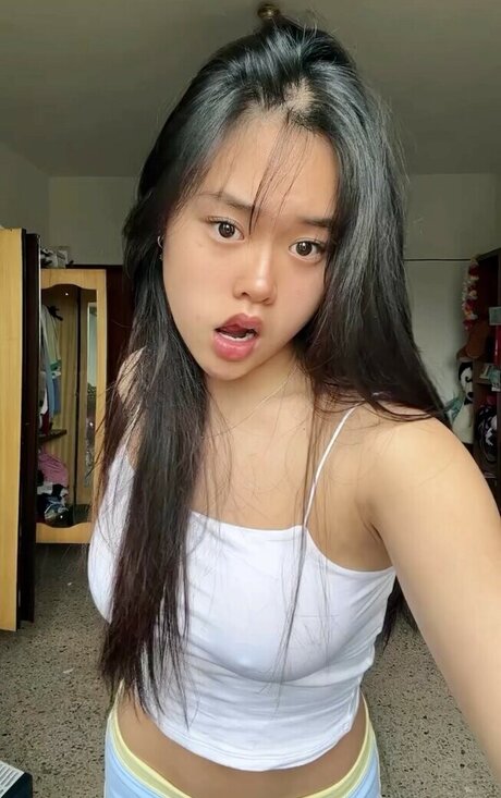 asmr 裸 onlyfans xxx 写真