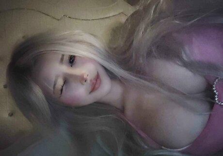 Globoib Hotvirgin トップモデル 写真