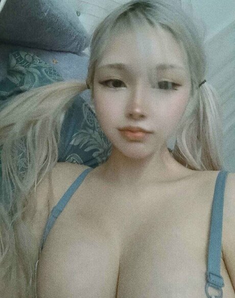 Globoib Hotvirgin xxxポルノスター 写真