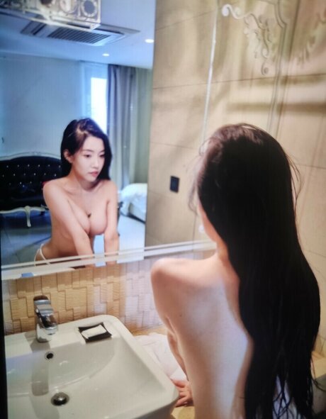 Bare hana ポルノスター 画像