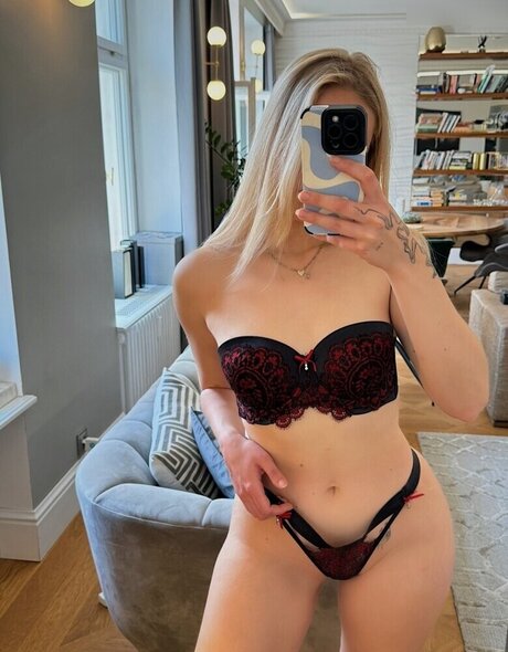 Cirizzle セクシー女優 ギャラリー