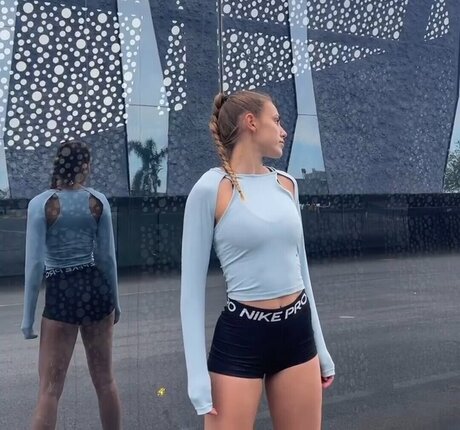 Clara Ferna ndez 美しいスター 写真