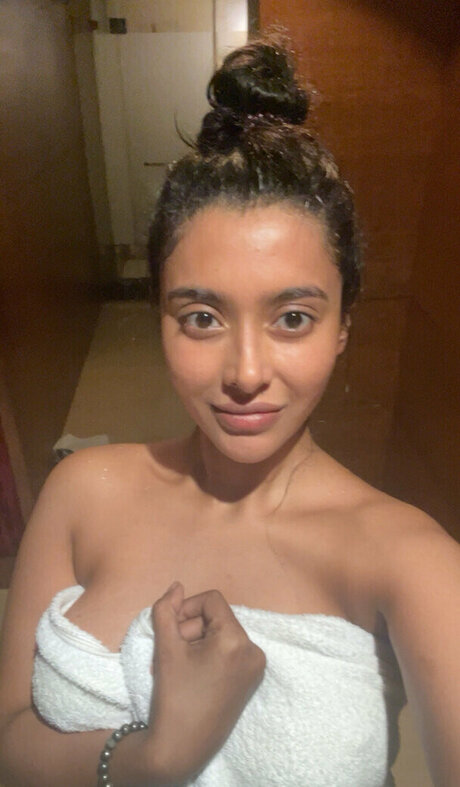 Thea D suuza 可愛いモデル 写真