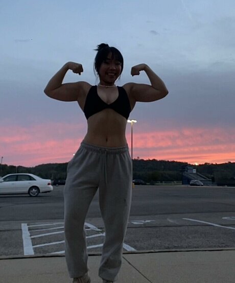 lilbignanc fit セクシーなポルノスター 画像