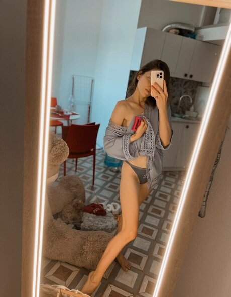 Alina dln 独占ポルノスター 写真