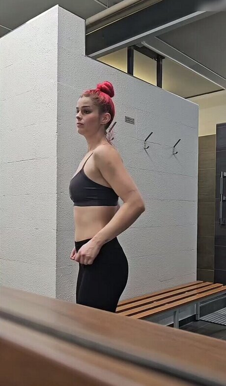 anna gazanis セックスポルノスター 写真