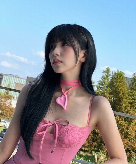 Mina Myoi 美しいスター 写真