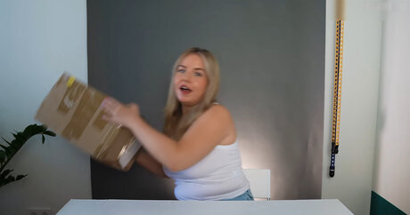 KellyMissesvlog 裸の女優 画像