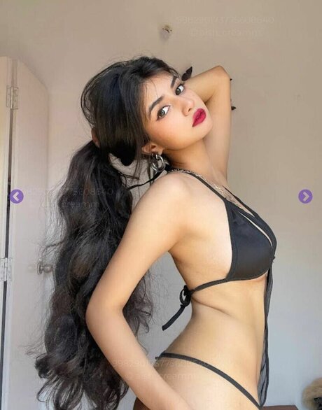Aishwarya Harishankar アートポルノスター 写真
