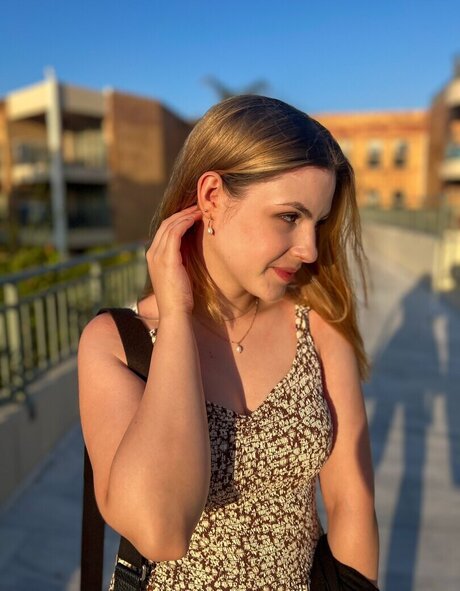 Katazuri ヌードのポルノスター 画像