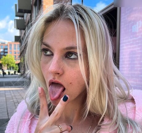 Mariia Well HDスター 写真