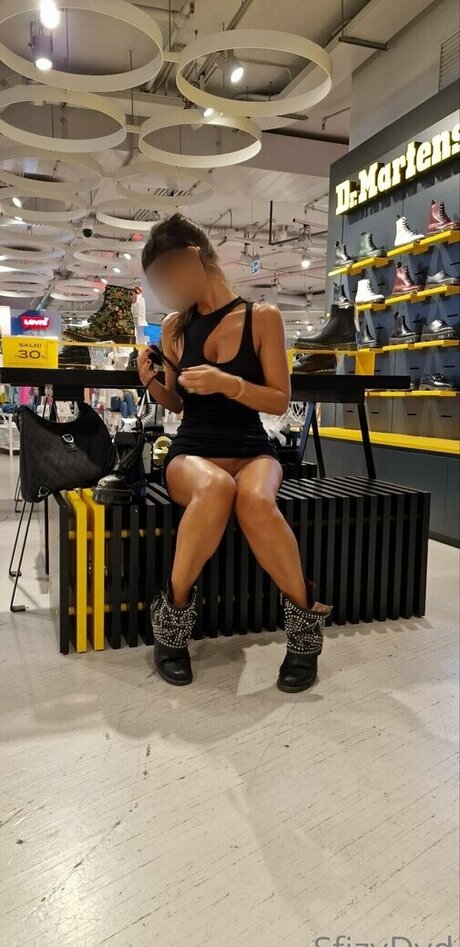 sfizydyd ヌード女優 画像