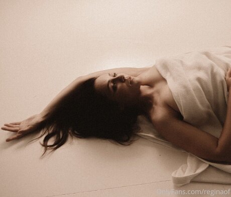 Regina Hixt セックス女優 写真