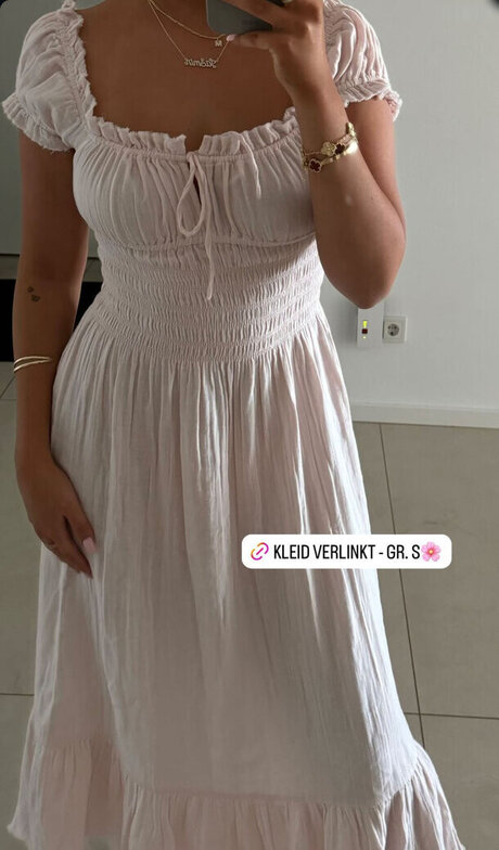 Jasmin Azizam ポルノモデル 写真