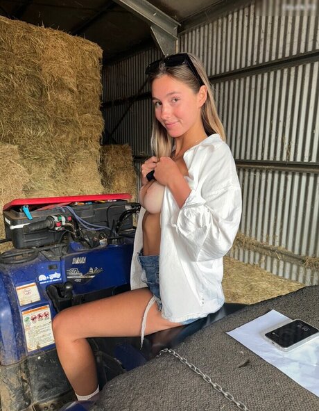 Grace Wood top profile image