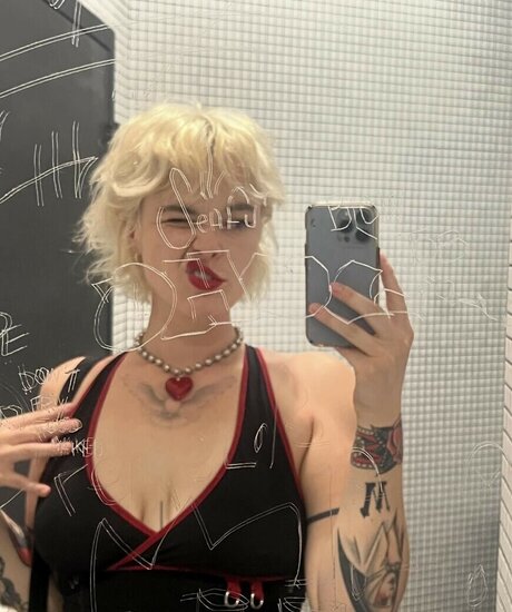 Brennan Wedl ポルノスター 素敵 ギャラリー