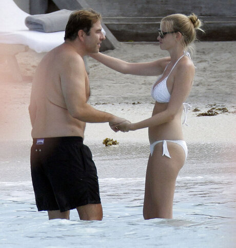 Lara Stone ポルノスター トップ 画像