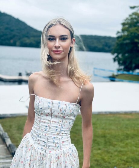 Claire Jameson エロティックなモデル 写真