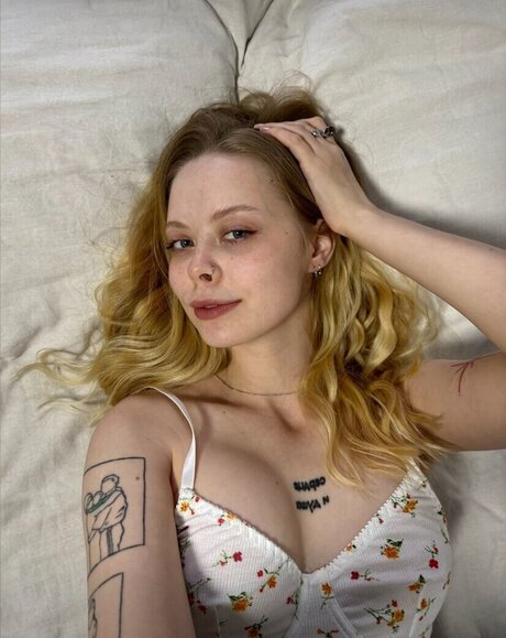 Luisa Kaiser かわいいスター 写真