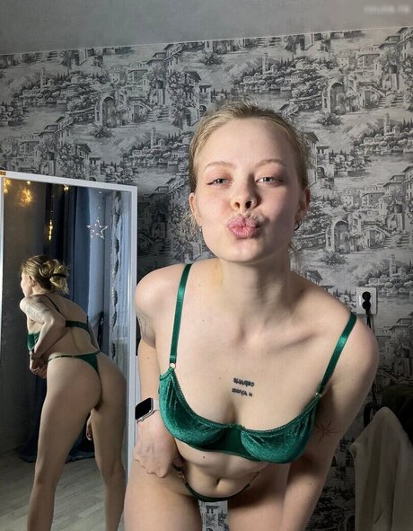 Luisa Kaiser ポルノスター 高品質 写真