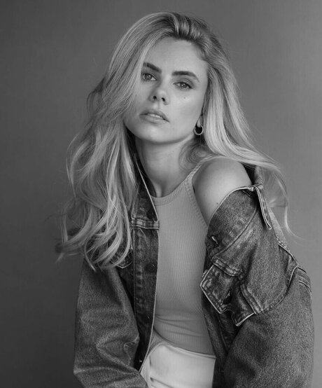 Peyton Cole 無料モデル 画像