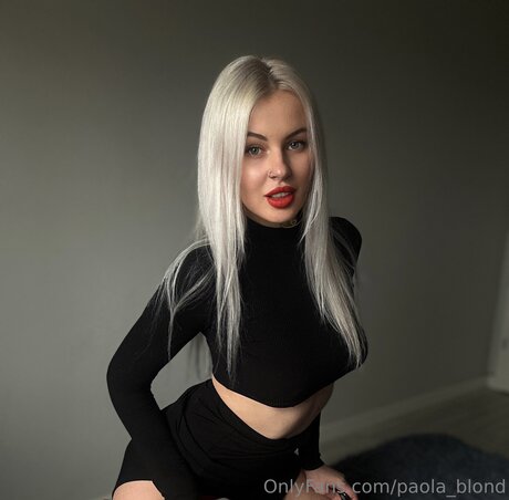 Paola blond ポルノスター 美しい 写真