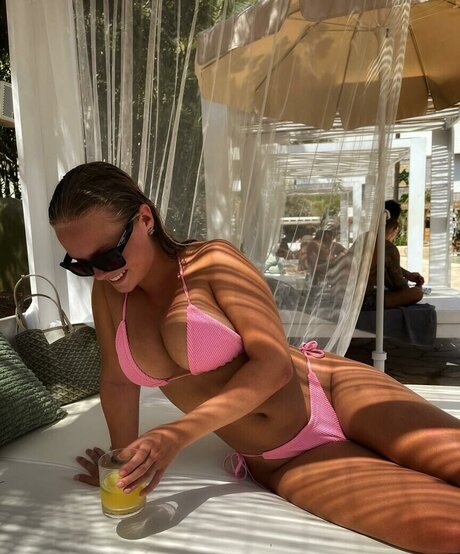 Ingeborg Anna Matilde Hansen セクシーモデル 写真