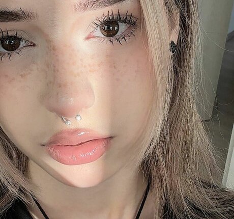 pavuk1 0 完璧な女優 写真